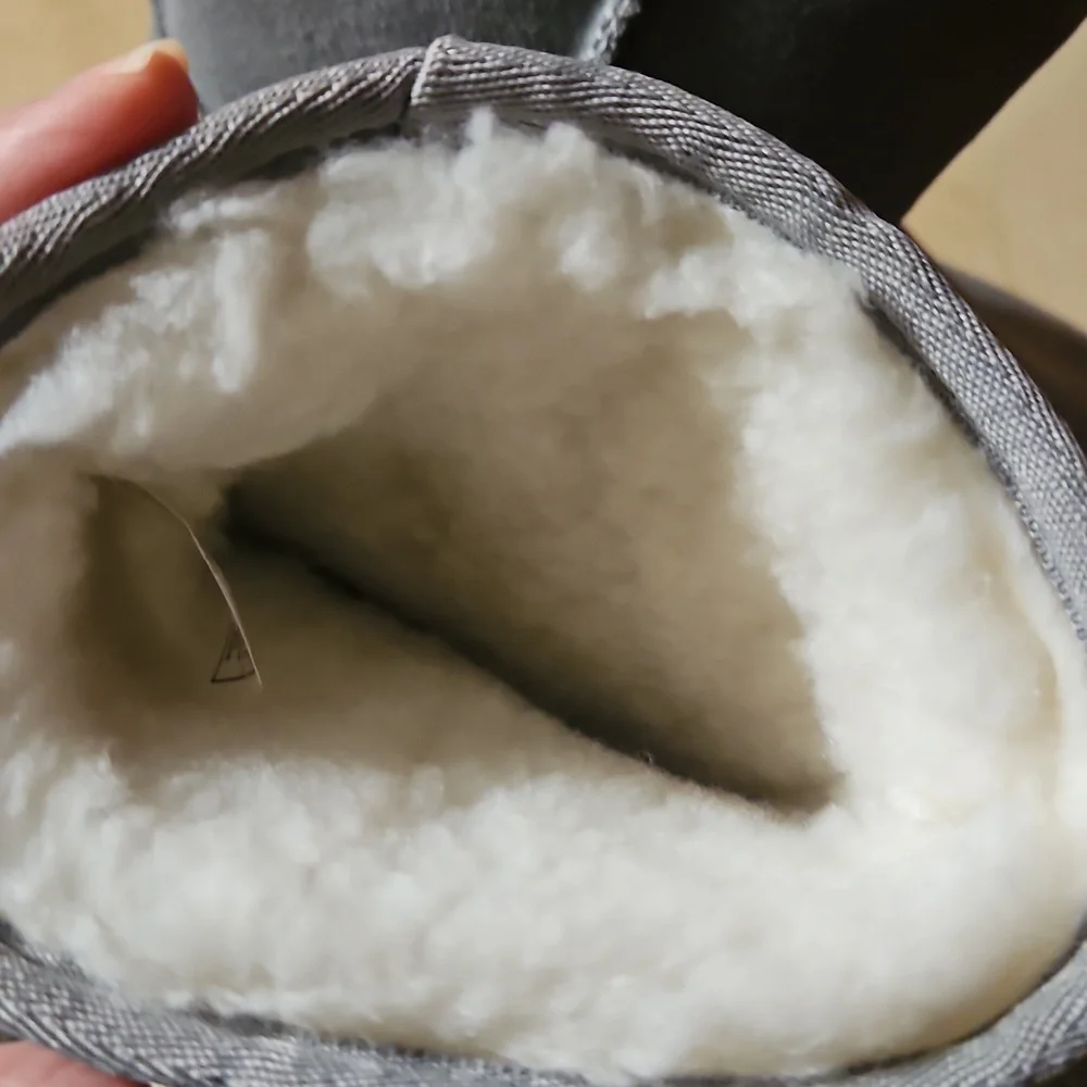 Koolaburra UGGs Stone Grey Size 4 NWOT